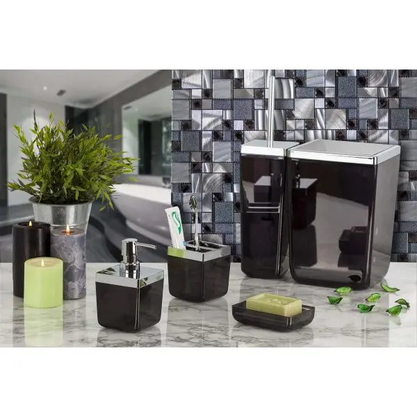 TUSCANY SQUARE BATHROOM SET