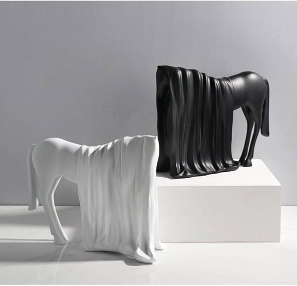 Casper Sculpture
