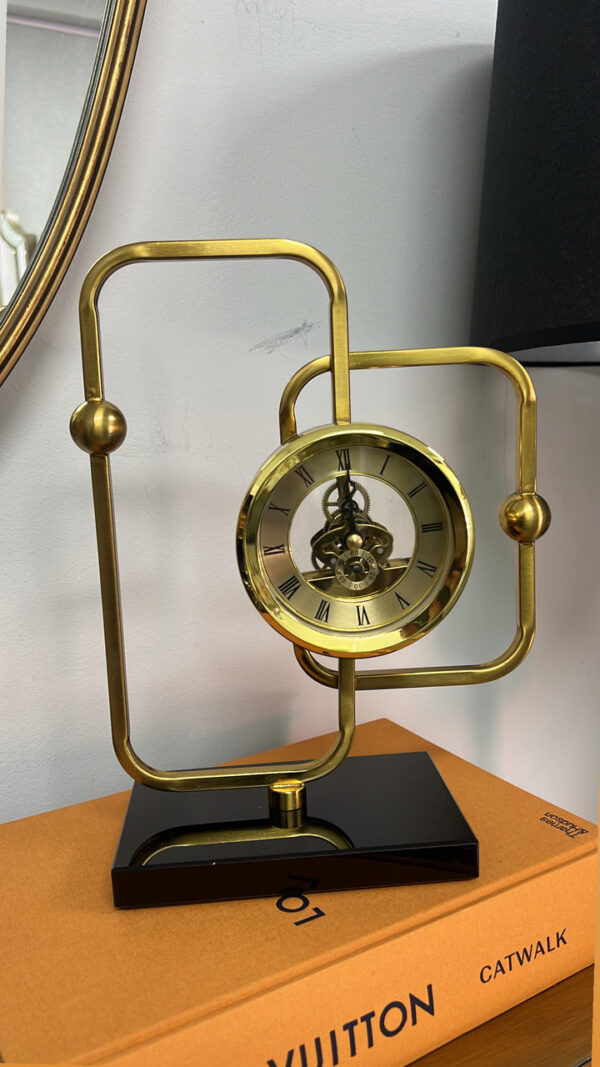 Luscious Table Clock